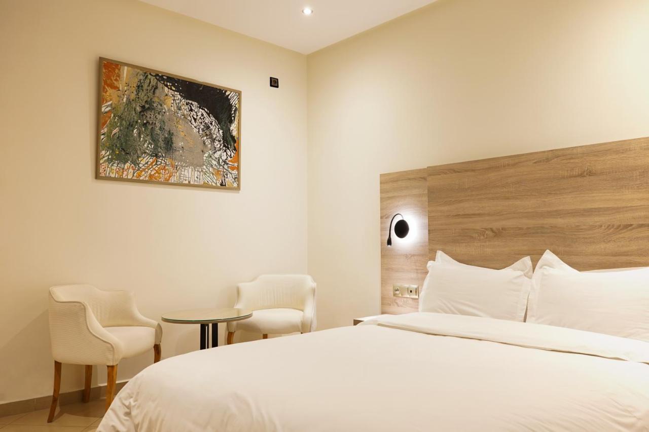 Hotel El Djenina Ταγγέρη Εξωτερικό φωτογραφία