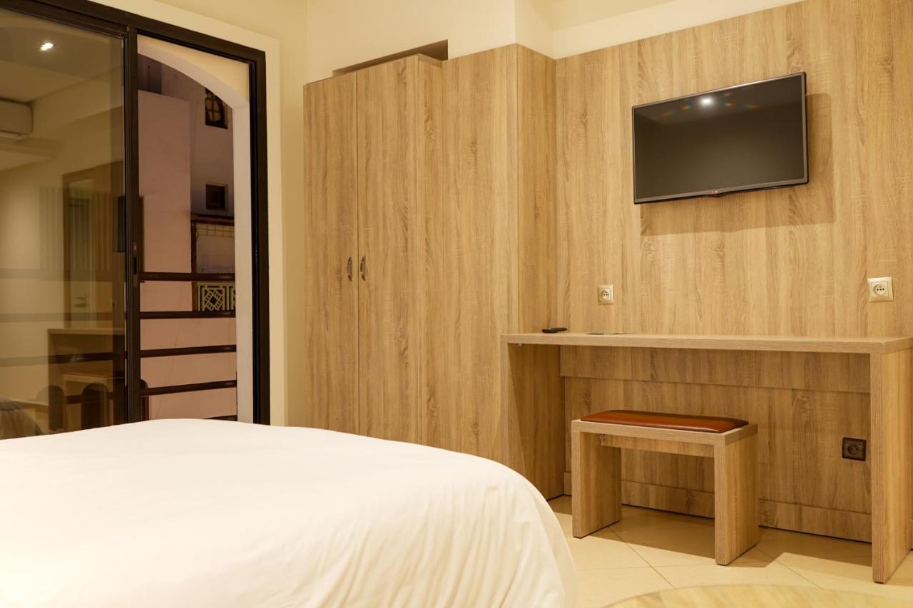 Hotel El Djenina Ταγγέρη Εξωτερικό φωτογραφία